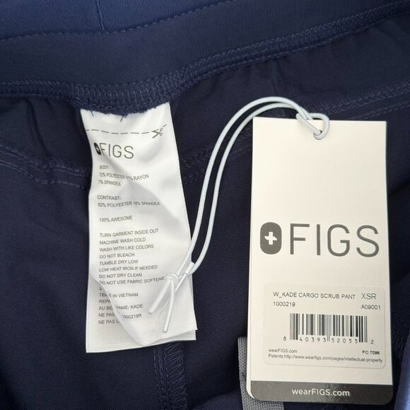 Figs Kade Cargo Scrub Pants in Navy, Size X-Small - Picture 9 of 9
